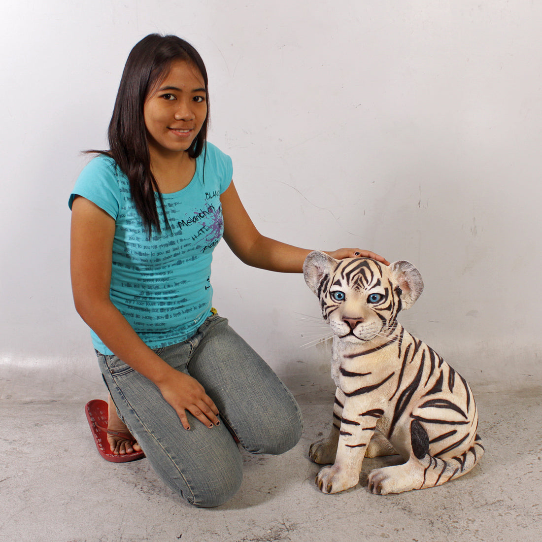 Bengal Tiger Cub Sitting Life Size Statue – LMTreasures-Catalog