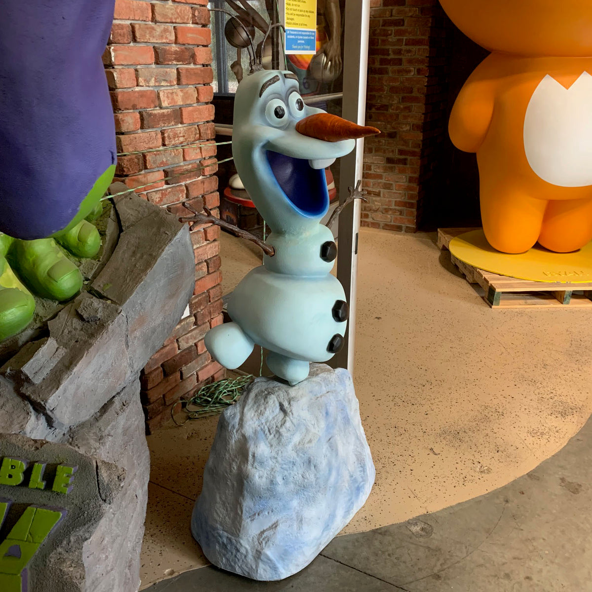 Life Size Olaf (Frozen 2 Epilogue)