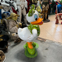 Pre-Owned Cartoon Female Duck Statue