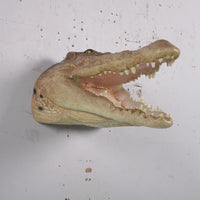 Crocodile Head Wall Decor Statue