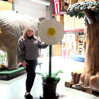 Large Daisy In Pot Over Sized Flower Statue