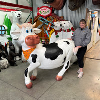 Comic Cow Miss Daisy Life Size Statue