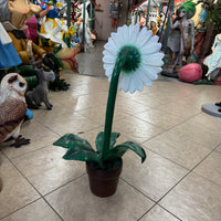 Small White Daisy In Pot Flower Statue