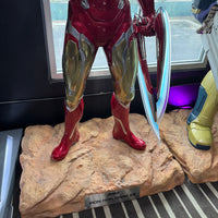 Avengers: Endgame Iron Man Mark LXXXV (MK85) Deluxe on DX Base Life Size Statue